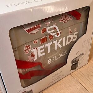 BedBox Red and White